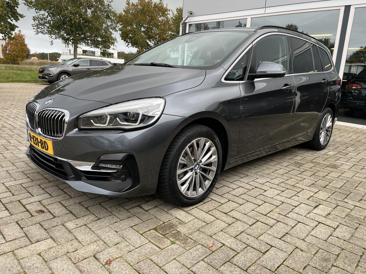 BMW 2-SERIE GRAN TOURER 216i Business Edition Plus 50% deal 9.975,- ACTIE 7 Persoons / Trekhaak / Leder / Camera / Stoelverwarming