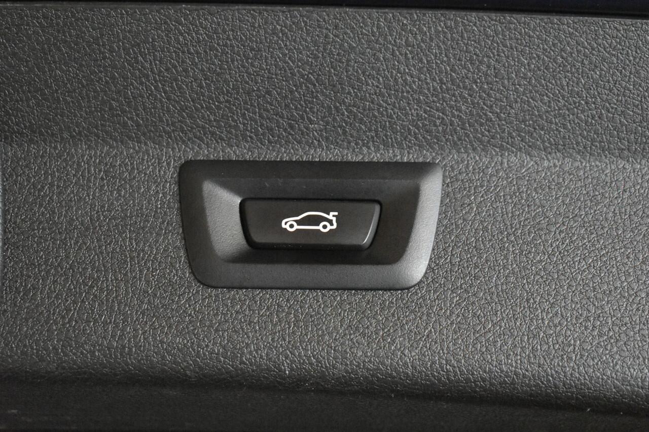 BMW 2-SERIE GRAN TOURER 218i 7pers 136PK High Exec Trekh 1500 KG El aKlep Camera Head-up