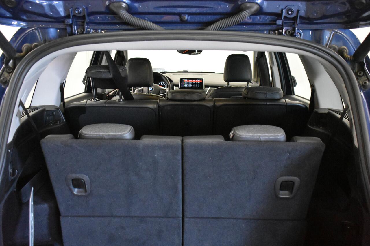 BMW 2-SERIE GRAN TOURER 218i 7pers 136PK High Exec Trekh 1500 KG El aKlep Camera Head-up