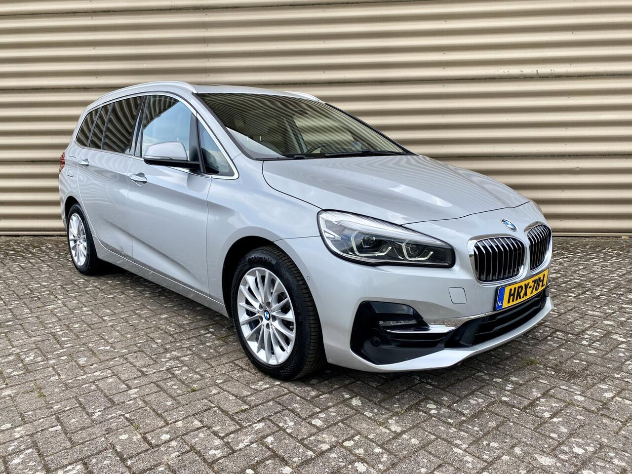 BMW 2-SERIE GRAN TOURER 220i High Executive 7 Pers Aut. [ panodak,leer, Apple carplay,lmv,pdc,hud ]