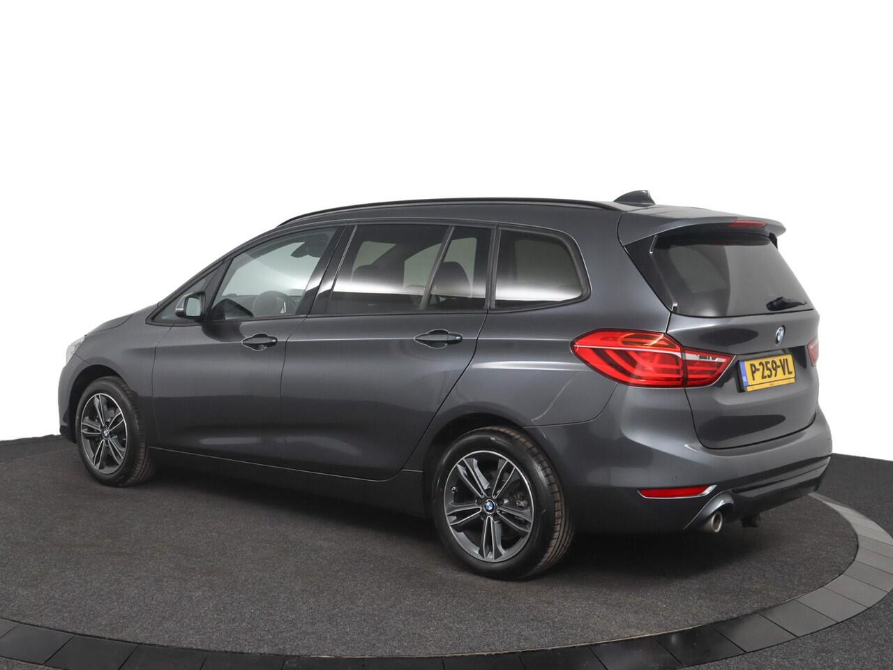 BMW 2-SERIE GRAN TOURER 216i 7p. Business Edition Sportline | 7-Persoon | Trekhaak | Head Up