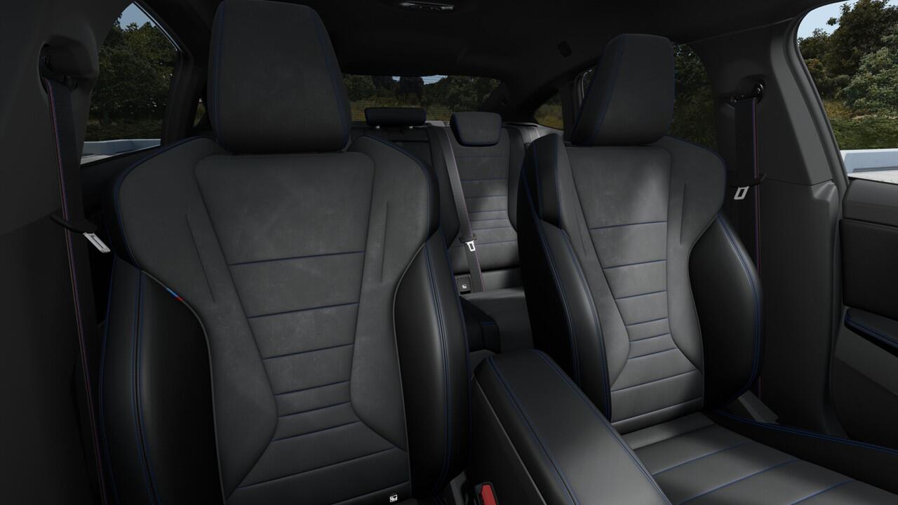 BMW 2-SERIE Gran Coupé 220 M Sport Automaat / Sportstoelen / Adaptieve LED / Achteruitrijcamera / M Adaptief onderstel / Parking Assistant / Stoelverwarming / Comfort Access