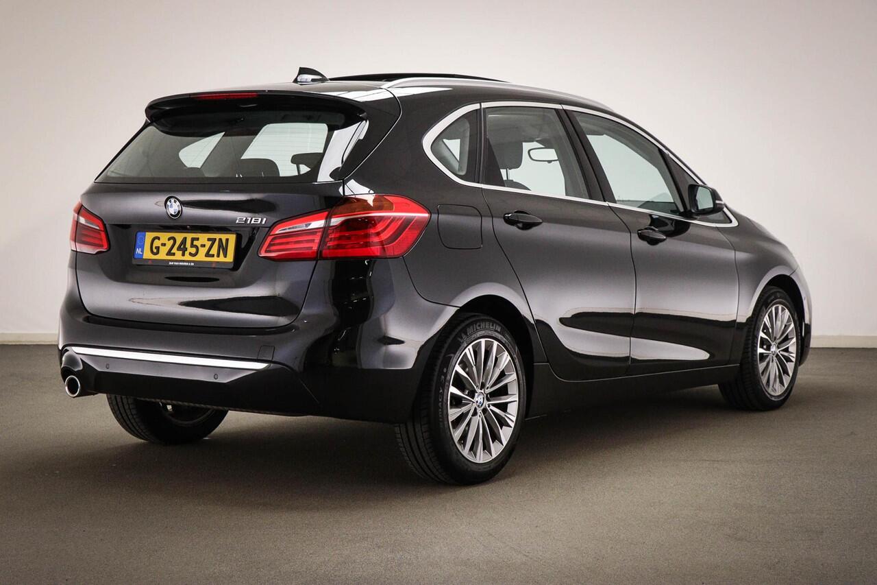 BMW 2-SERIE Active Tourer 218i High Executive Edition | PANORAMADAK | LEDER | STOELVERWARMING | CAMERA