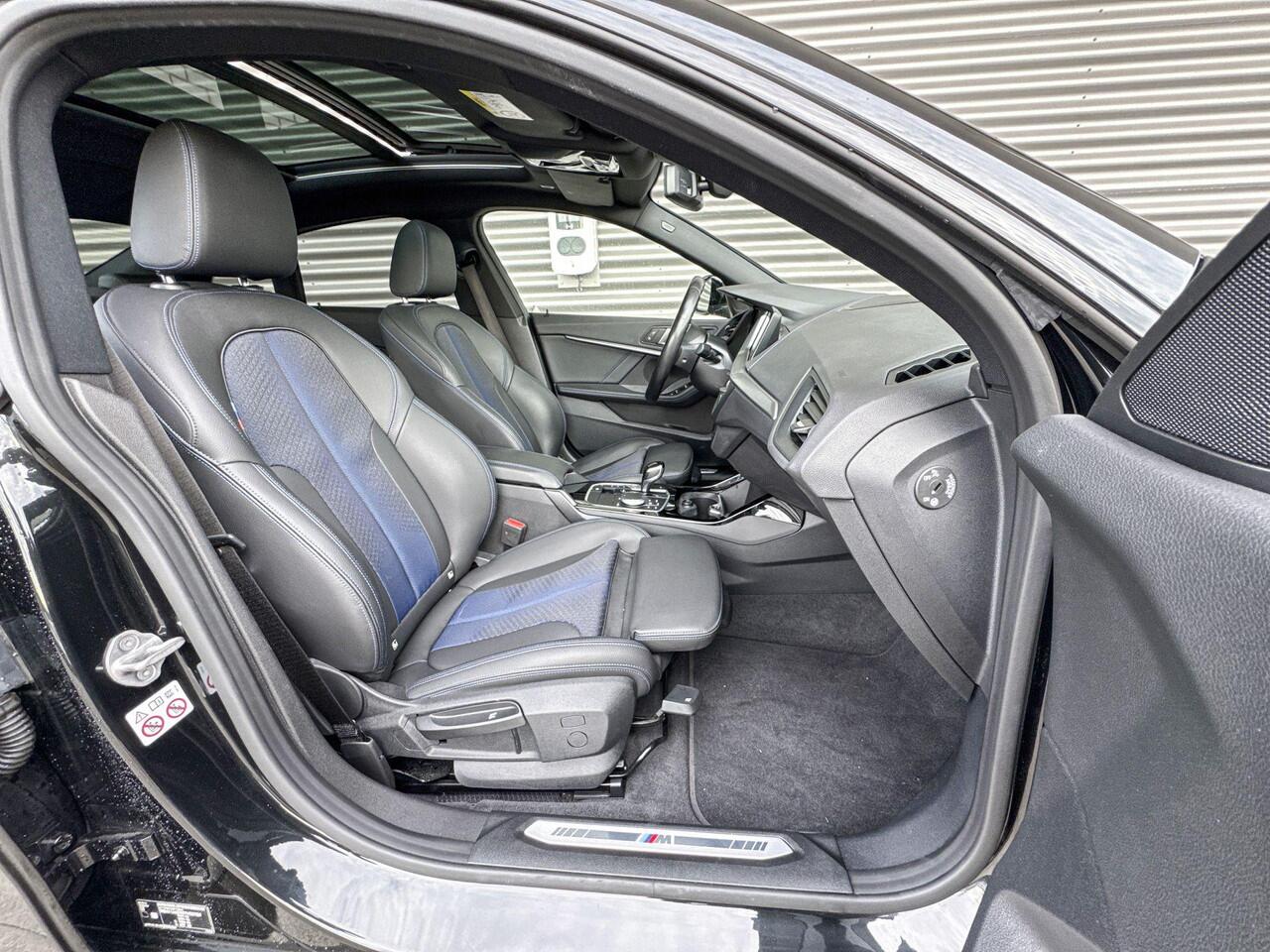 BMW 2-SERIE Gran Coupé 218i M Sportpakket / Travel Pack / Panoramadak / Achteruitrijcamera / 18 inch