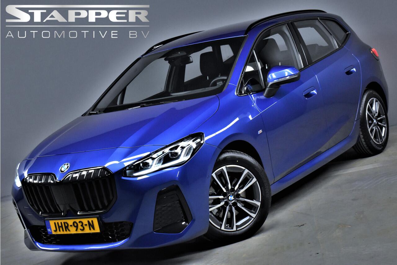 BMW 2-SERIE Active Tourer 218i 136pk Automaat M-Sport 1e Eig. Dealer OH CarPlay/Camera/Keyless/Virtual/Navi/Led/H.leer/Lmv''