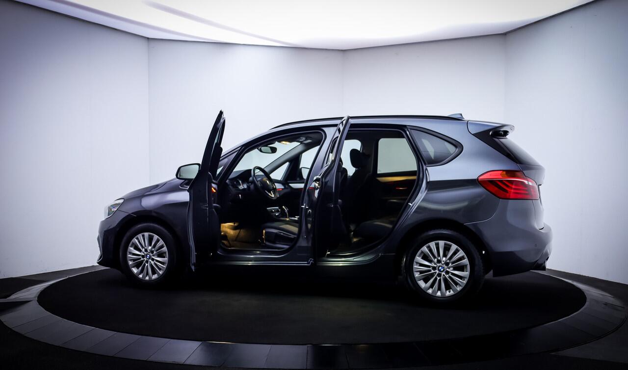BMW 2-SERIE Active Tourer 218iA Executive Advantage FULL LED | CAMERA | STOELVERW | NAVI | CLIMA | CRUISE | PDC V+A | LMV