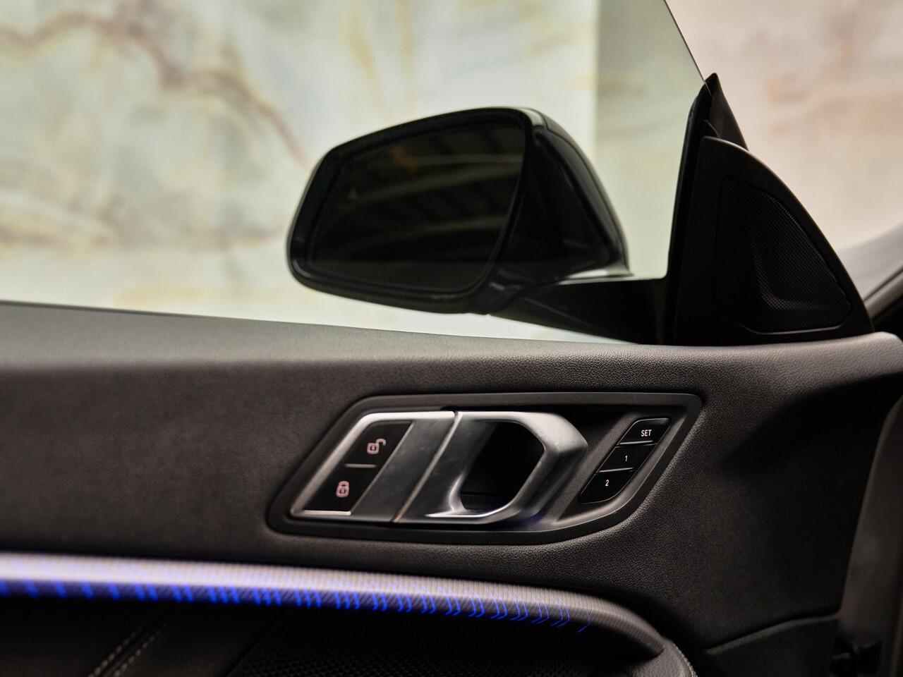 BMW 2-SERIE Gran Coupé M235i xDrive, M Performance, pano, 19", LED-kopl., memory, privacy