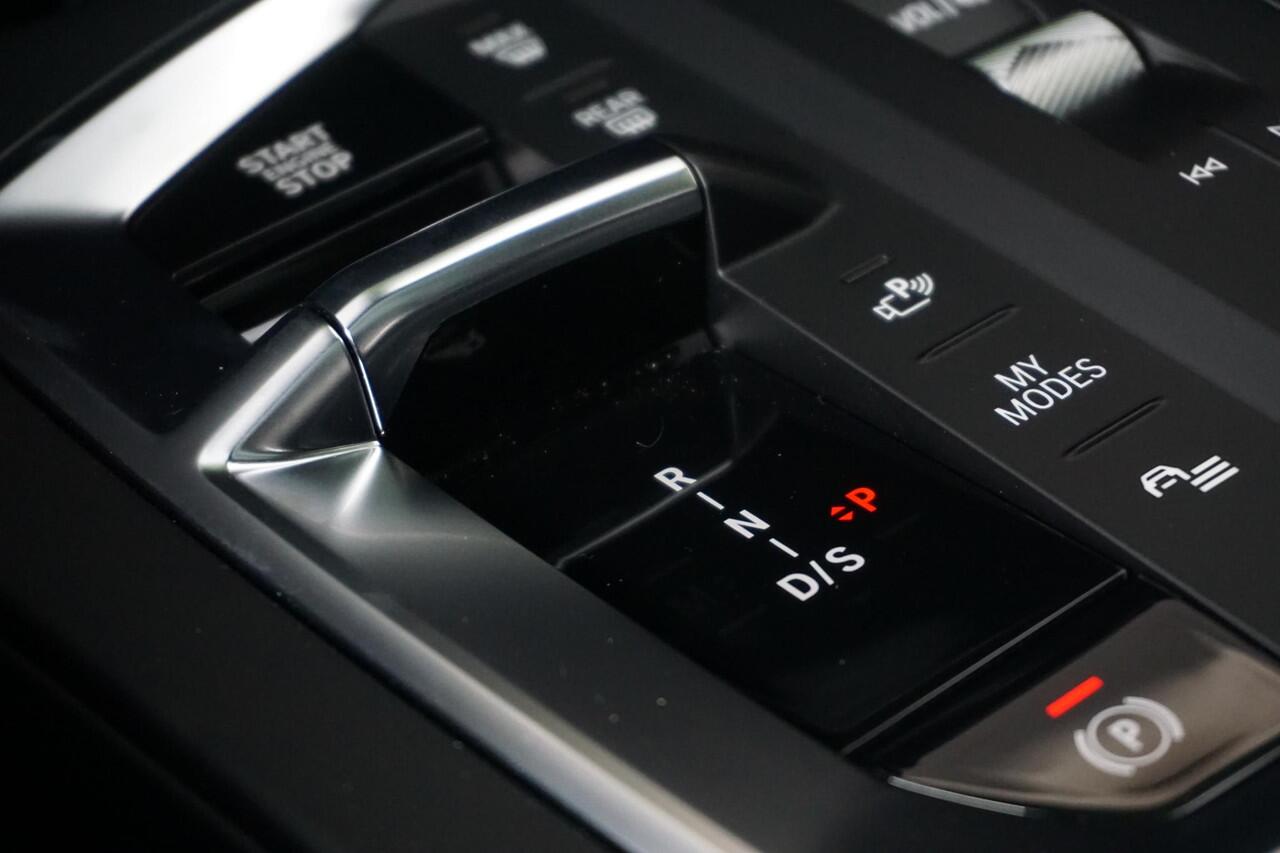 BMW 2-SERIE Gran Coupé 220 | M Sportpakket Pro | Innovation Pack | Trekhaak met afneembare kogel | Stuurwielrand verwarmd | Glazen panoramadak | Driving Assistant Professional