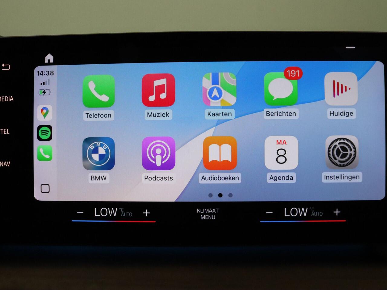 BMW 2-SERIE 135pk Active Tourer Automaat 218i 360° Camera | Cruise | Navi | Parkeersens. v+a | Stoelverw. | Panoramadak