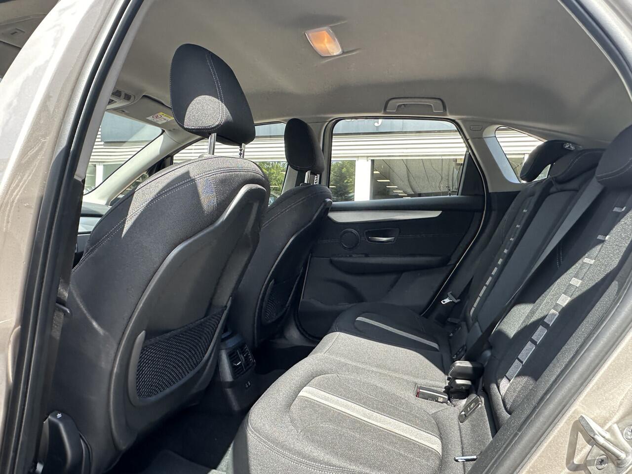 BMW 2-SERIE Active Tourer 218i Business Edition | Navi Prof. | HUD | LED | Cruise