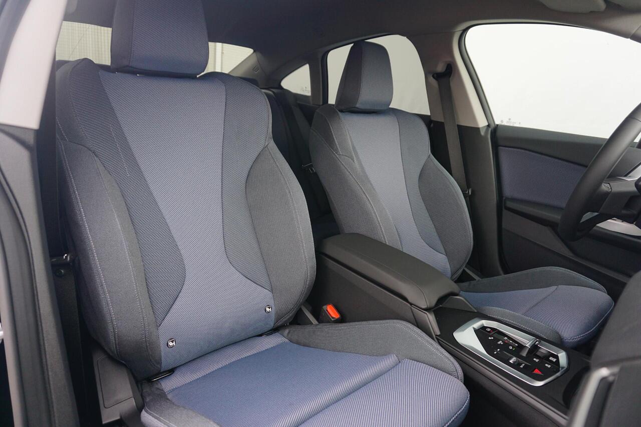 BMW 2-SERIE Gran Coupé 220 M Sport Design 18'' / Stuurwielrand verwarmd / Comfort Access / Driving Assistant