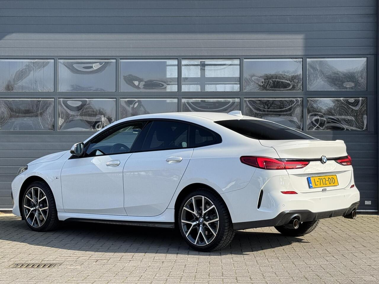 BMW 2-SERIE GRAN COUPÉ 220I HIGH EXECUTIVE I M-SPORT I DEALER ONDERHOUDEN I APPLE CARPLAY I STOEL/STUURVERWARMING