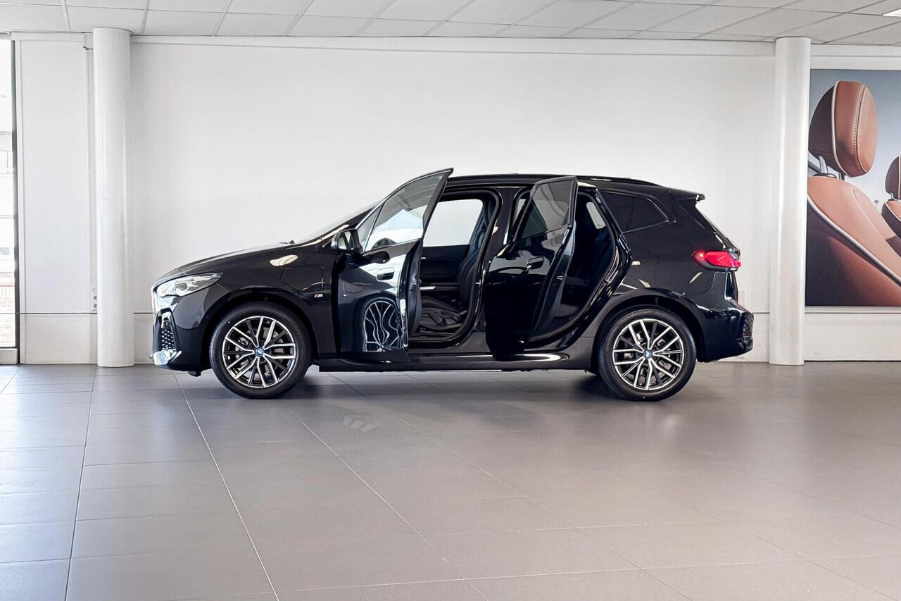 BMW 2-SERIE Active Tourer 225e xDrive | M Sport | Premium Pack | Travel Pack