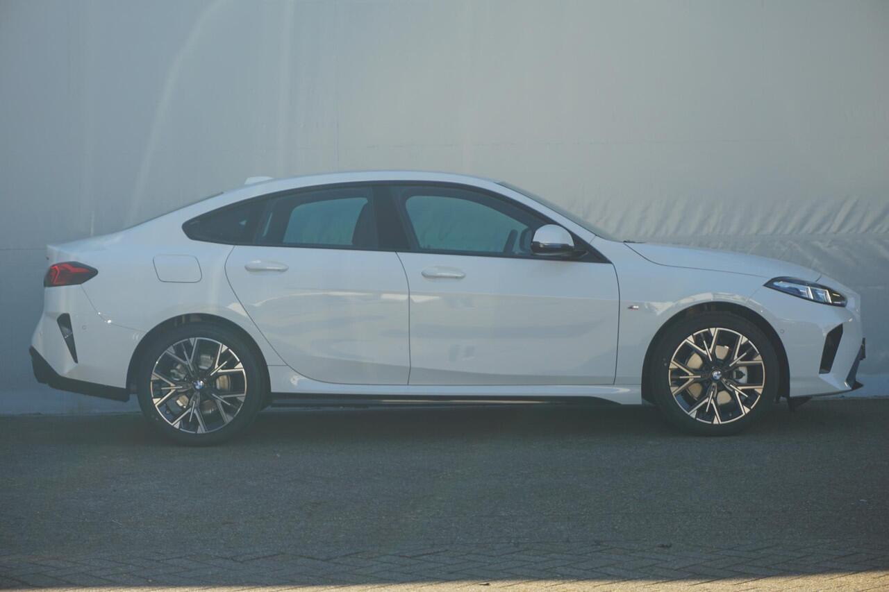 BMW 2-SERIE Gran Coupé 220 M Sport | Premium Pack