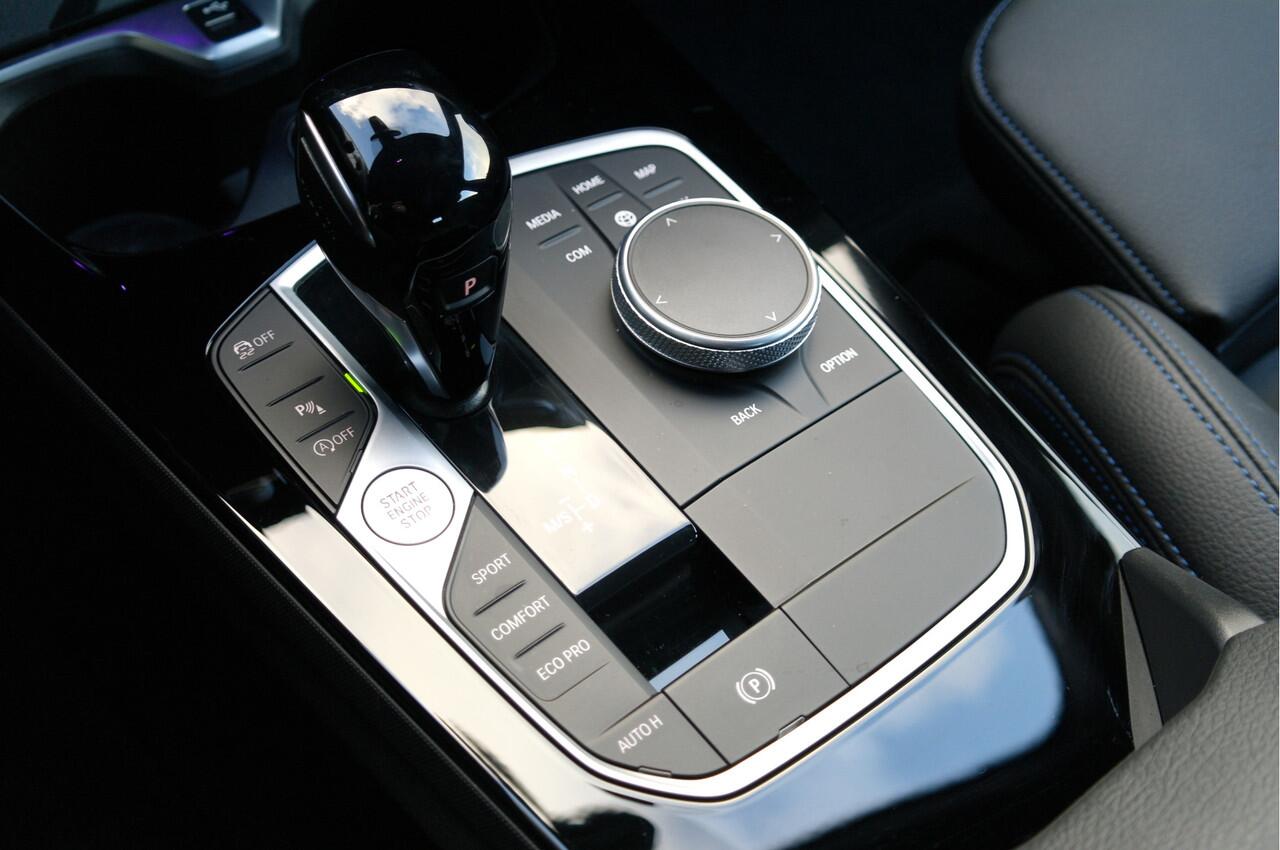 BMW 2-SERIE Gran Coupé 218i M Sport Edition | Carplay | Camera | Fabrieksgarantie | Stuurwielverwarming