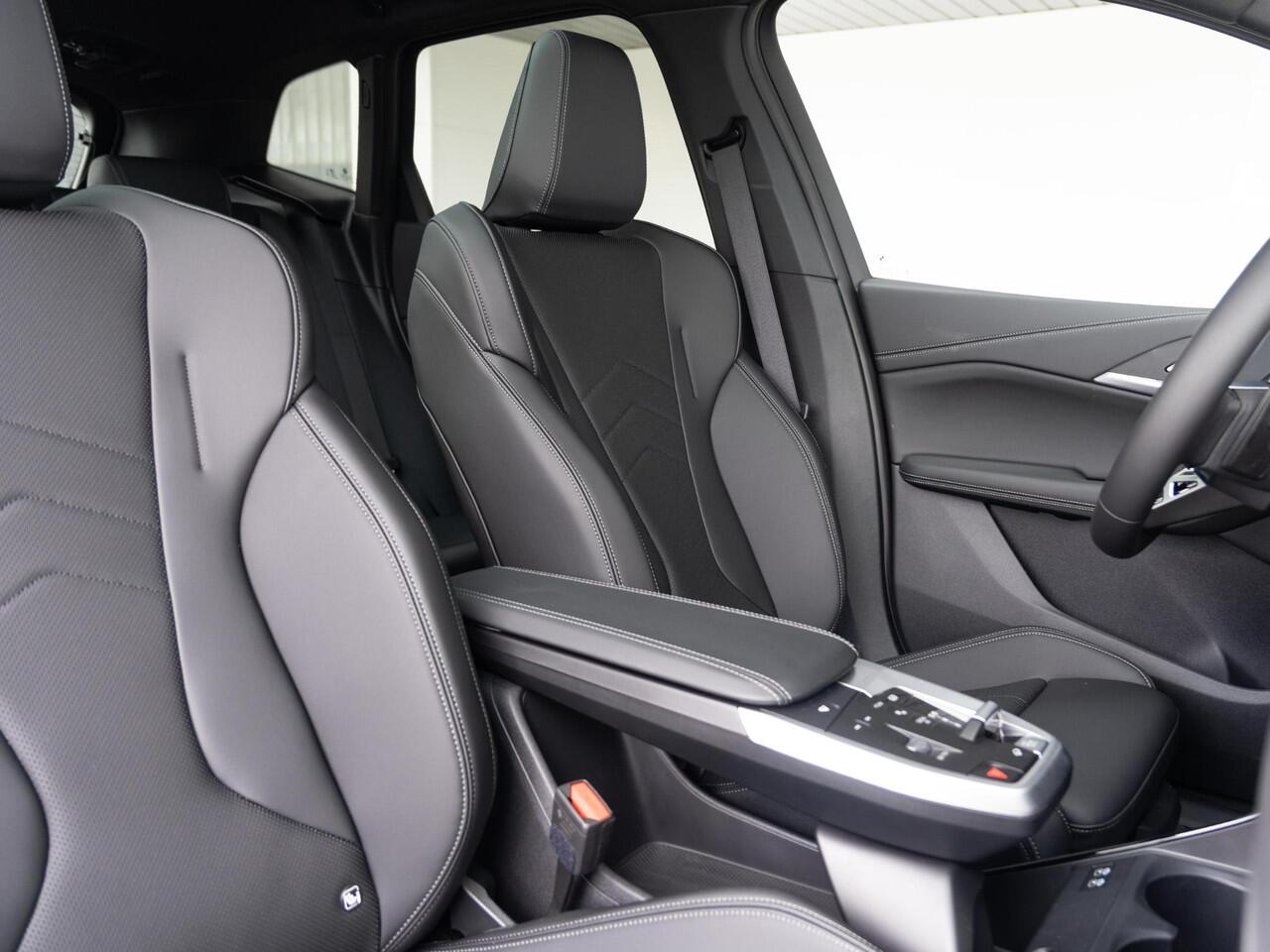 BMW 2-SERIE Active Tourer 225e xDrive | M Sportpakket | Premium Pack | Comfort Pack | Travel Pack