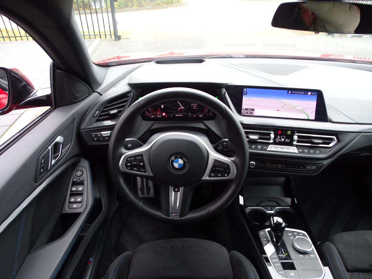 BMW 2-SERIE Gran Coupé 218i High Exe. M Sport kuipstoelen Head-Up Ada.Led Driv.Ass. Active-Cruis HiFi 19"LM Velgen