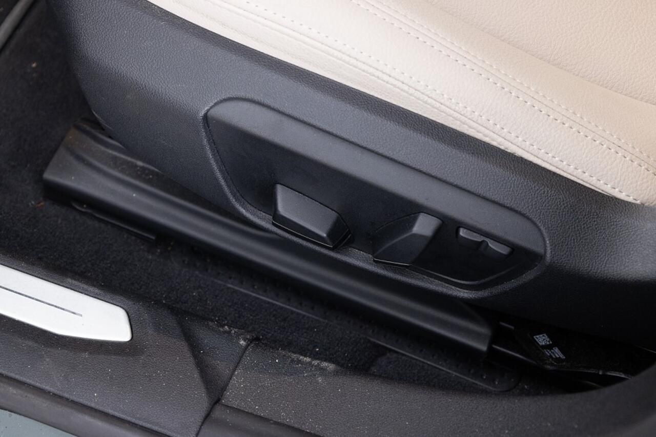 BMW 2-SERIE 218 Gran Coupé i Executive Edition | LEDER | Full LED ? 1e Eigenaar