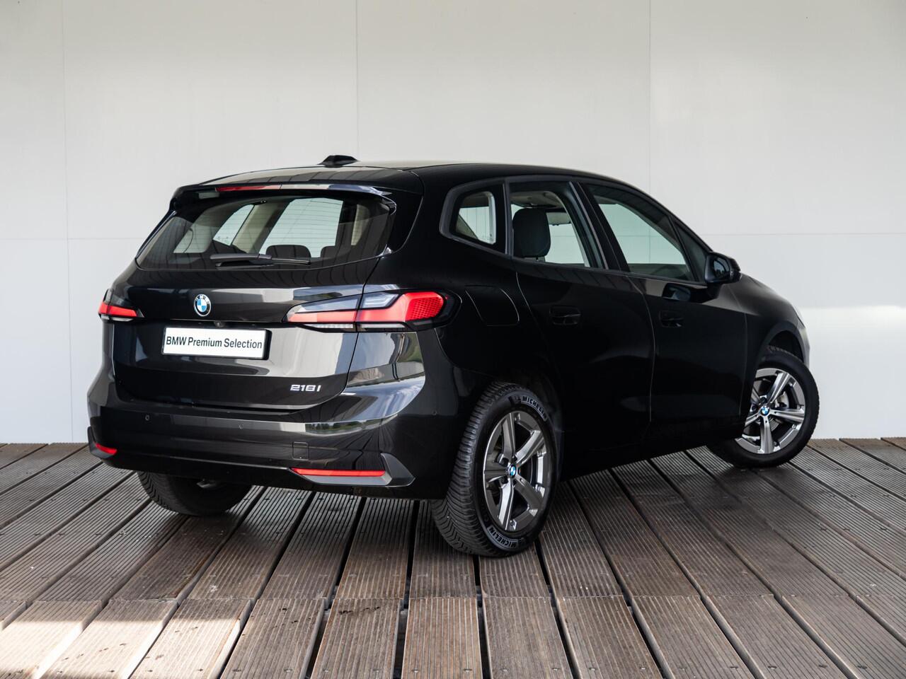 BMW 2-SERIE Active Tourer 218i | Innovation Pack | Parking Assistant Plus | Head-Up Display | Comfort Access | Isofix | 17''