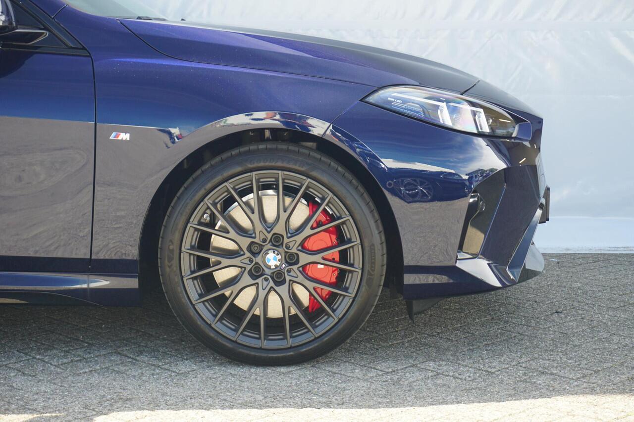 BMW 2-SERIE Gran Coupé 220 M Sportpakket Pro 19'' / Panoramadak / Driving Assistant Professional / Stuurwiel verwarmd | Ekris Selection