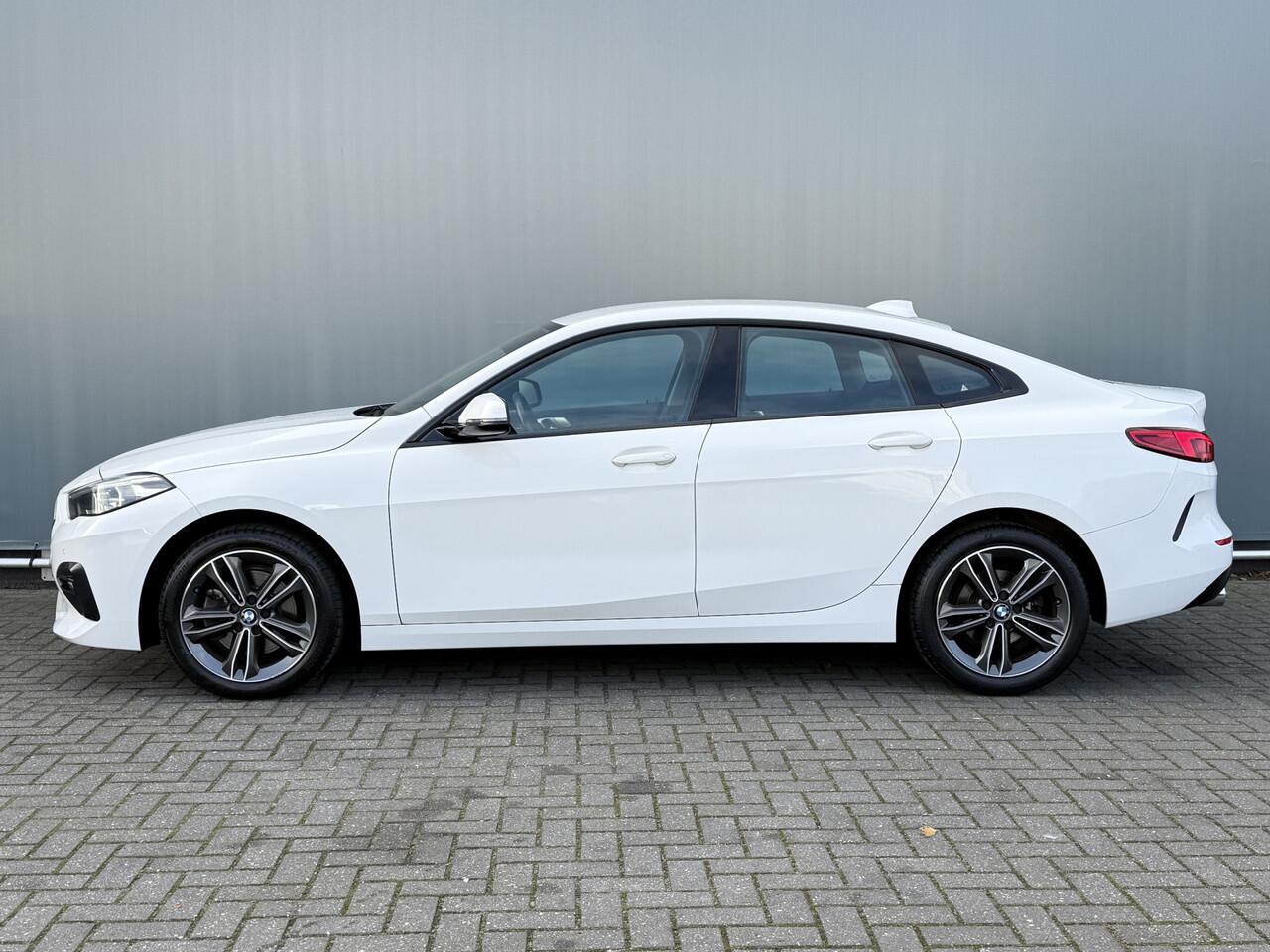 BMW 2-SERIE Gran Coupé BWJ 2020 218i 141 PK Executive AUTOMAAT LEDER | VIRTUAL COCKPIT | STOELVERW. | PDC | NAVI | CLIMA | CRUISE | BLUETOOTH | LMV 17 INCH | MULTIFUNCT. STUURWIEL