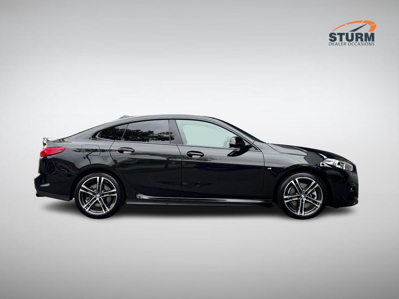 BMW 2-SERIE Gran Coupé 220i M Sport NL-Auto, Panoramadak + Harman/Kardon