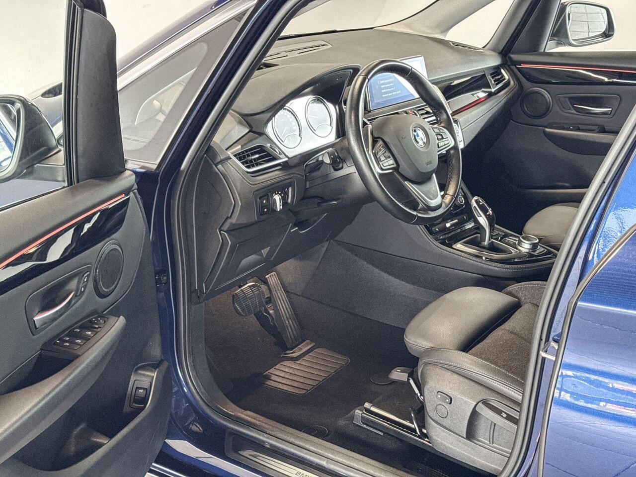 BMW 2-SERIE Active Tourer 218i Executive Edition Model Sport Line