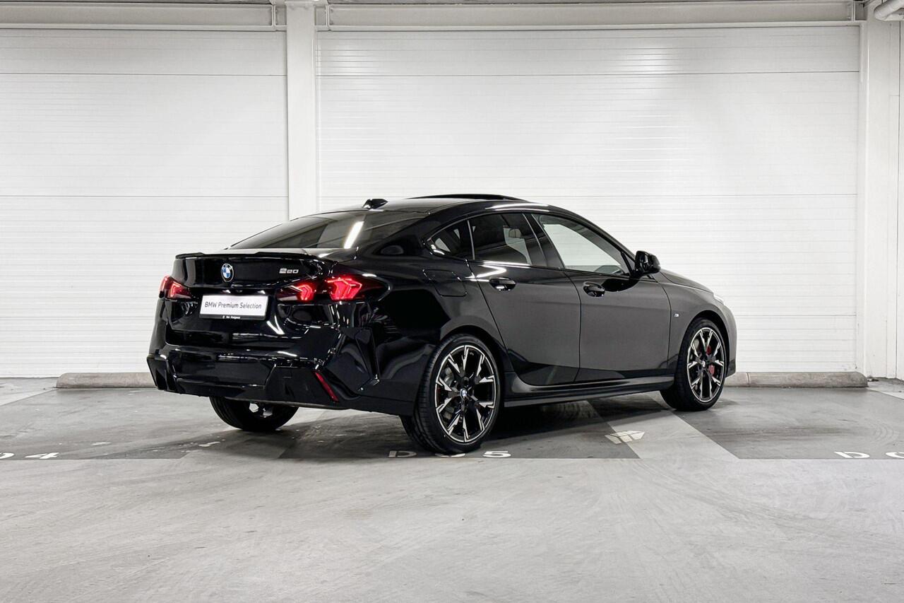 BMW 2-SERIE Gran Coupé 220 | M-Sport Pro | Innovation Pack | Driving Assistant Plus | Head-Up Display | Harman Kardon | Panoramadak | Comfort Acces | Selections