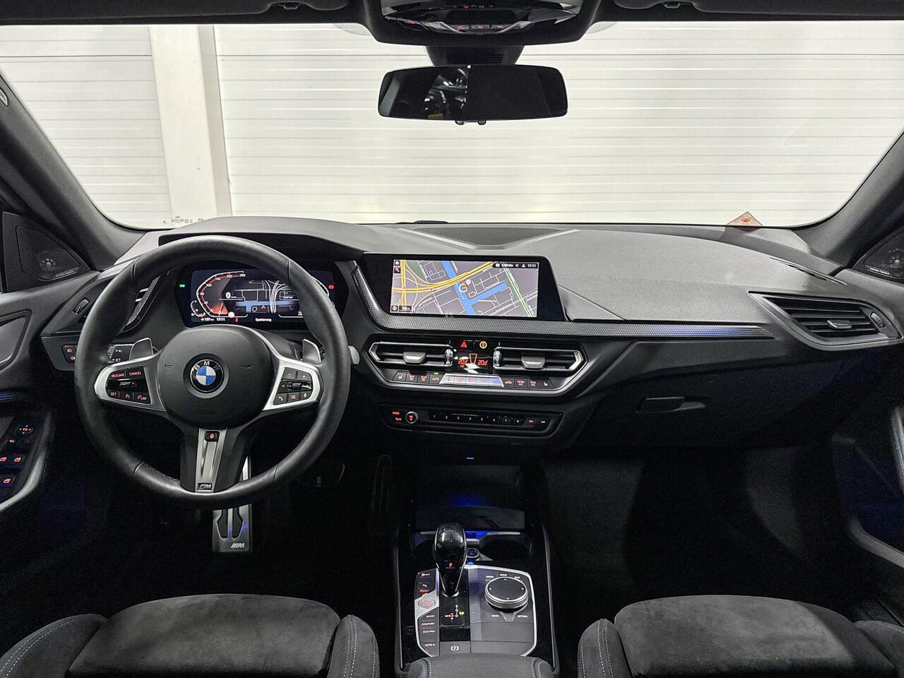 BMW 2-SERIE Gran Coupé 220i l M-Sport | Panoramadak | Harman Kardon | Selections