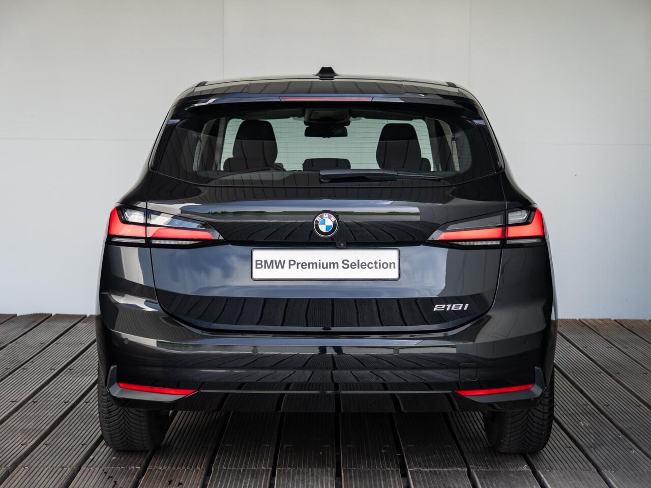 BMW 2-SERIE Active Tourer 218i | Innovation Pack | Parking Assistant Plus | Head-Up Display | Comfort Access | Isofix | 17''