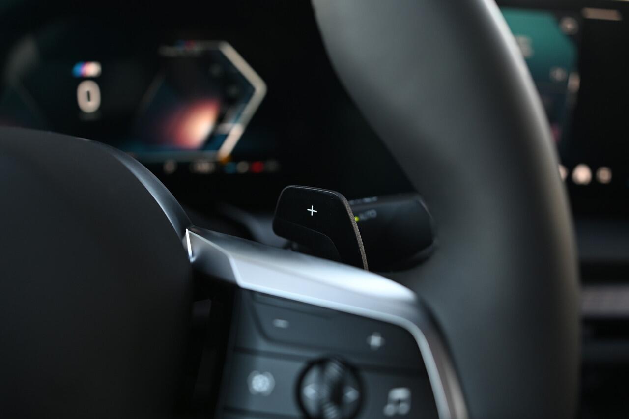 BMW 2-SERIE Gran Coupé 220 M Sport Automaat / Sportstoelen / Adaptieve LED / Comfort Access / M Adaptief onderstel / Parking Assistant / Stoelverwarming