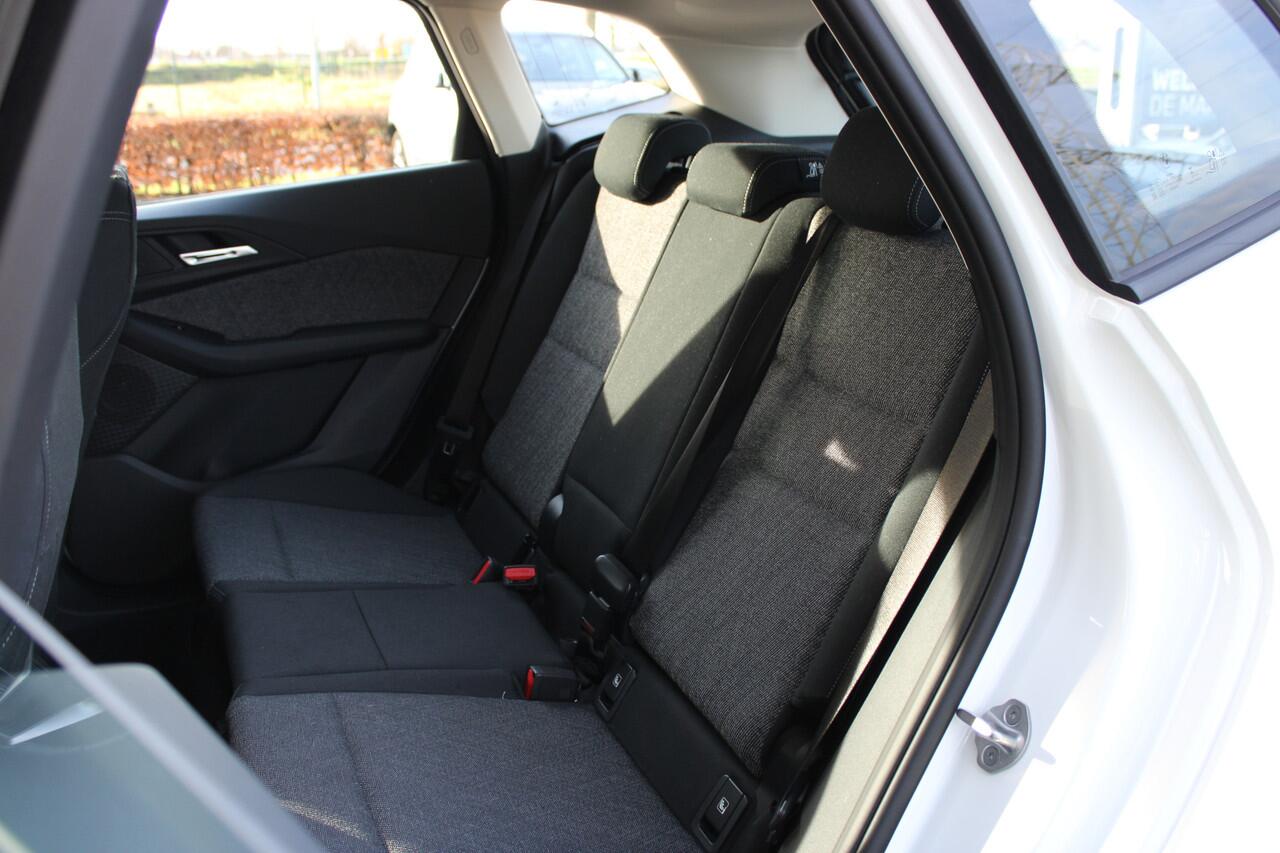 BMW 2-SERIE Active Tourer 218i Automaat / Achteruitrijcamera / DAB