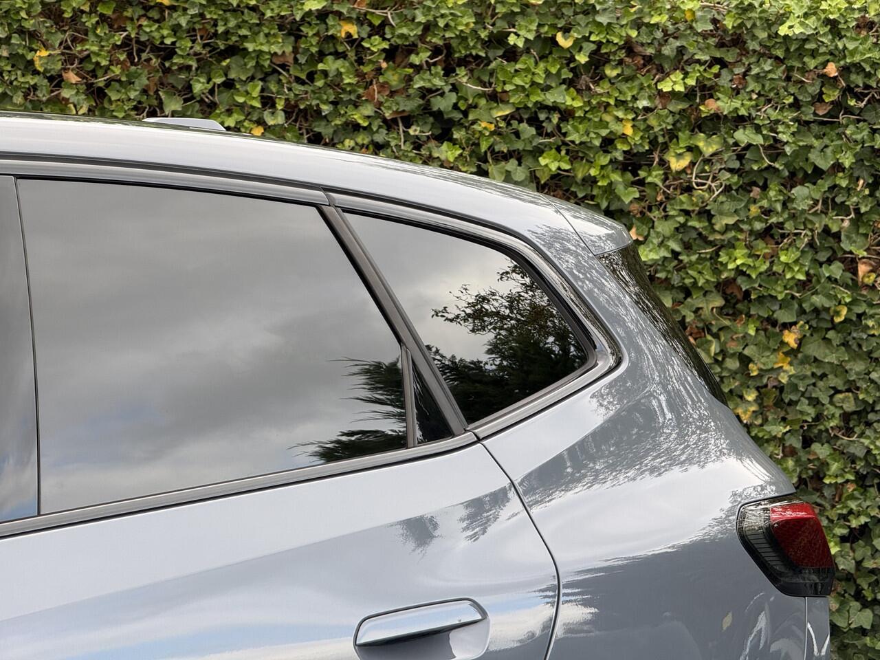 BMW 2-SERIE Active Tourer 225e xDrive | M-Sport | 18'' | Panorama | Camera | Sportstoel. | Stoelverw.