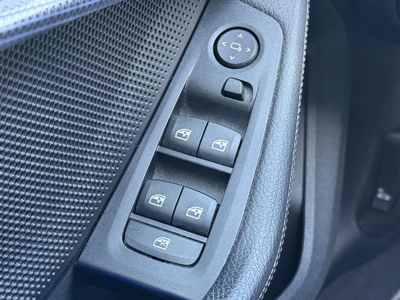 BMW 2-SERIE Gran Coupé BWJ 2020 218i 141 PK Executive AUTOMAAT LEDER | VIRTUAL COCKPIT | STOELVERW. | PDC | NAVI | CLIMA | CRUISE | BLUETOOTH | LMV 17 INCH | MULTIFUNCT. STUURWIEL