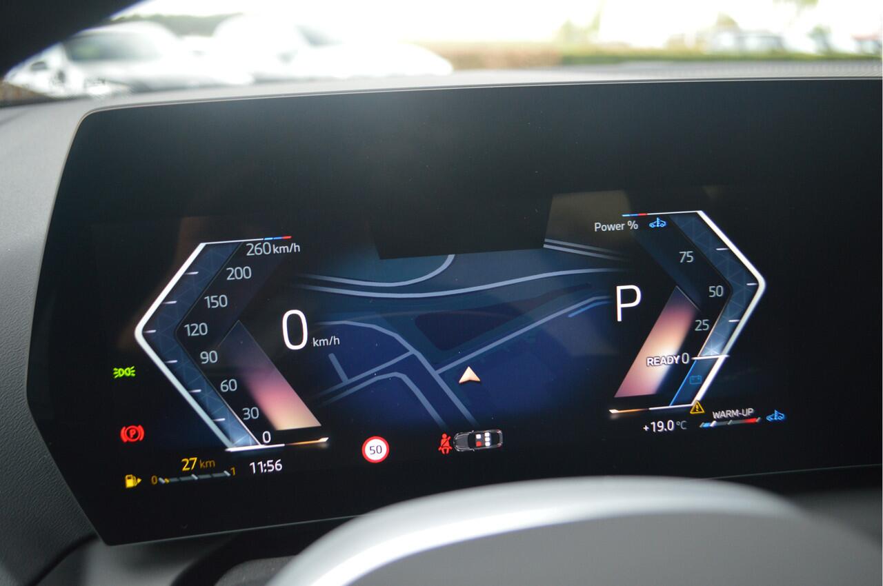 BMW 2-SERIE Gran Coupé 220 M Sport Automaat / Sportstoelen / Adaptieve LED / M Adaptief onderstel / Comfort Access / Parking Assistant / Stoelverwarming