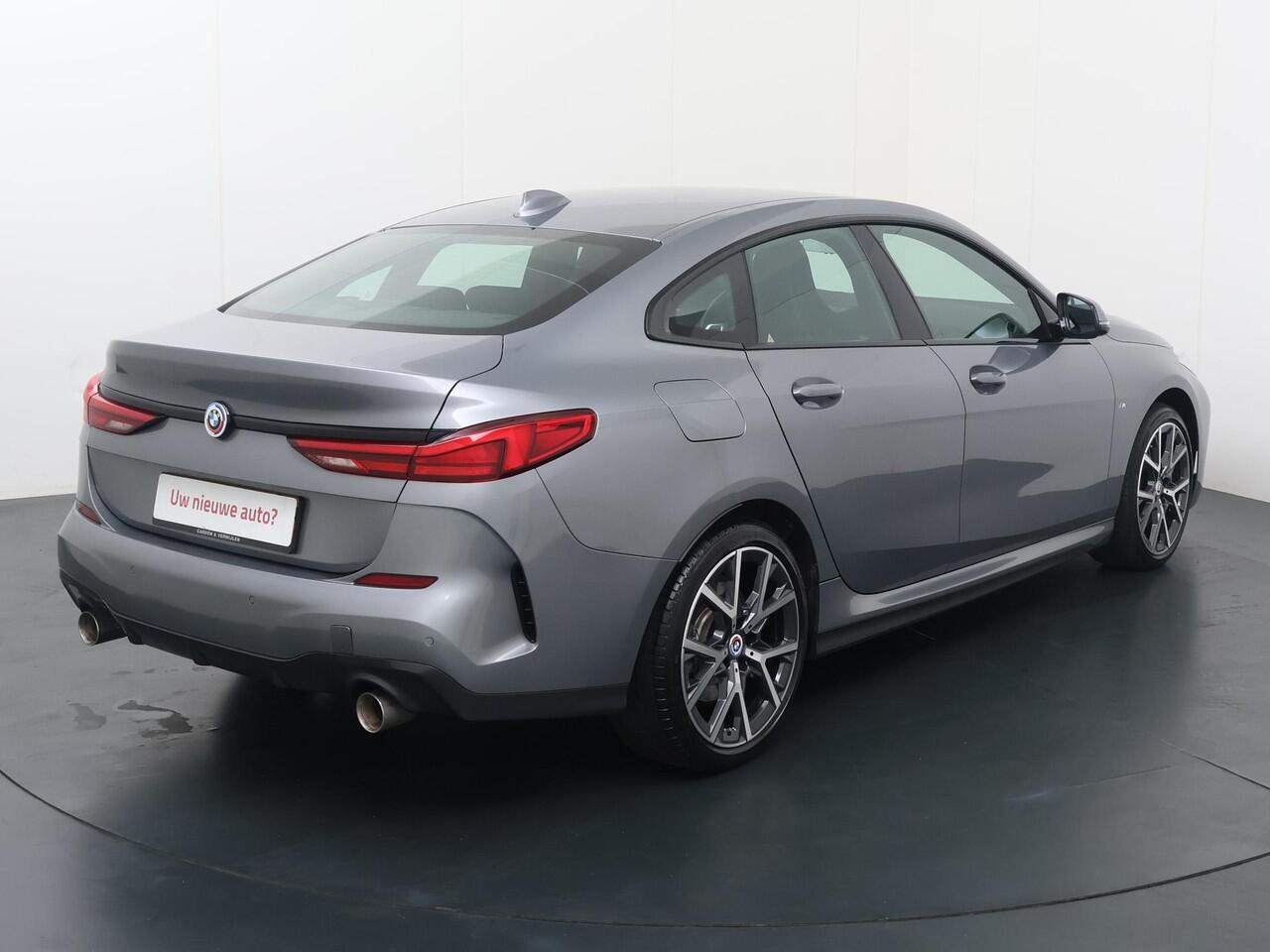 BMW 2-SERIE Gran Coupé 220i | 178 PK | Automaat | LED verlichting | Sportstoelen | M-Sportpakket | 18" LM velgen |