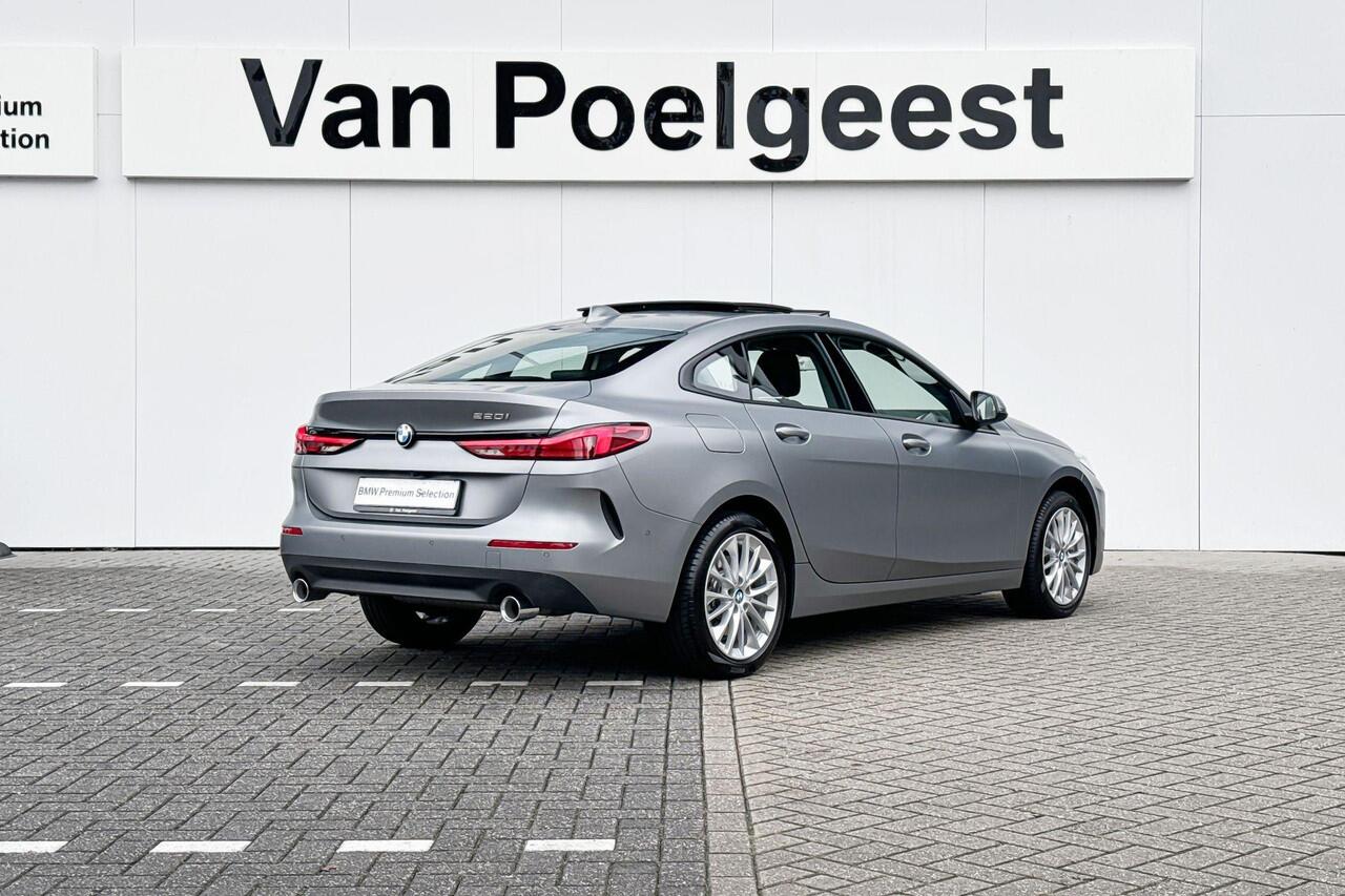 BMW 2-SERIE Gran Coupé 220i | Comfort Pack | Panoramadak | cruise control adaptief