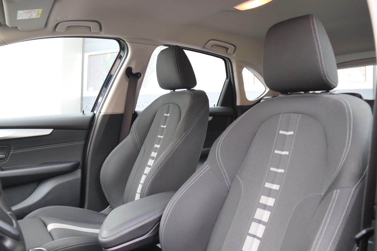 BMW 2-SERIE Active Tourer 218i Executive Edition automaat,Sportstoelen, Navigatie