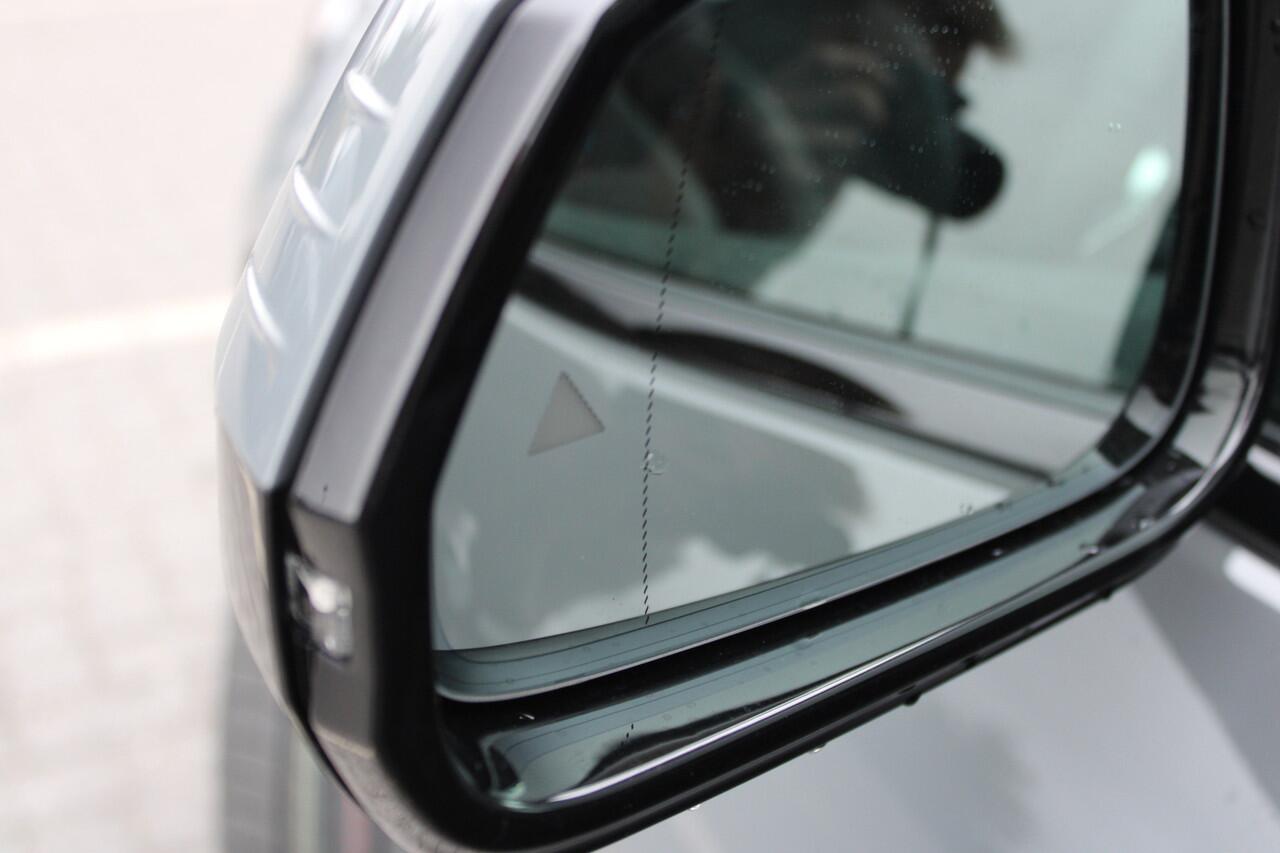 BMW 2-SERIE Gran Coupé 220 High Executive M Sport Automaat / Sportstoelen / M Adaptief onderstel / Parking Assistant Plus / Head-Up / Comfort Access / Live Cockpit Professional