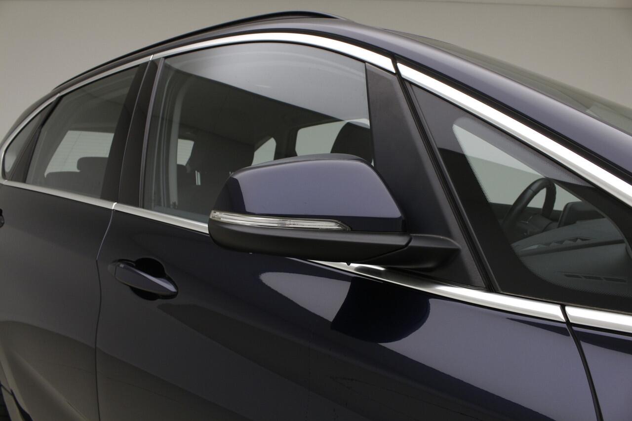 BMW 2-SERIE Active Tourer 225xe Luxury Line | Leder | Navi | Hybride | Camera