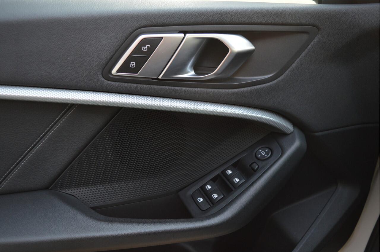 BMW 2-SERIE Gran Coupé 218i High Executive Edition