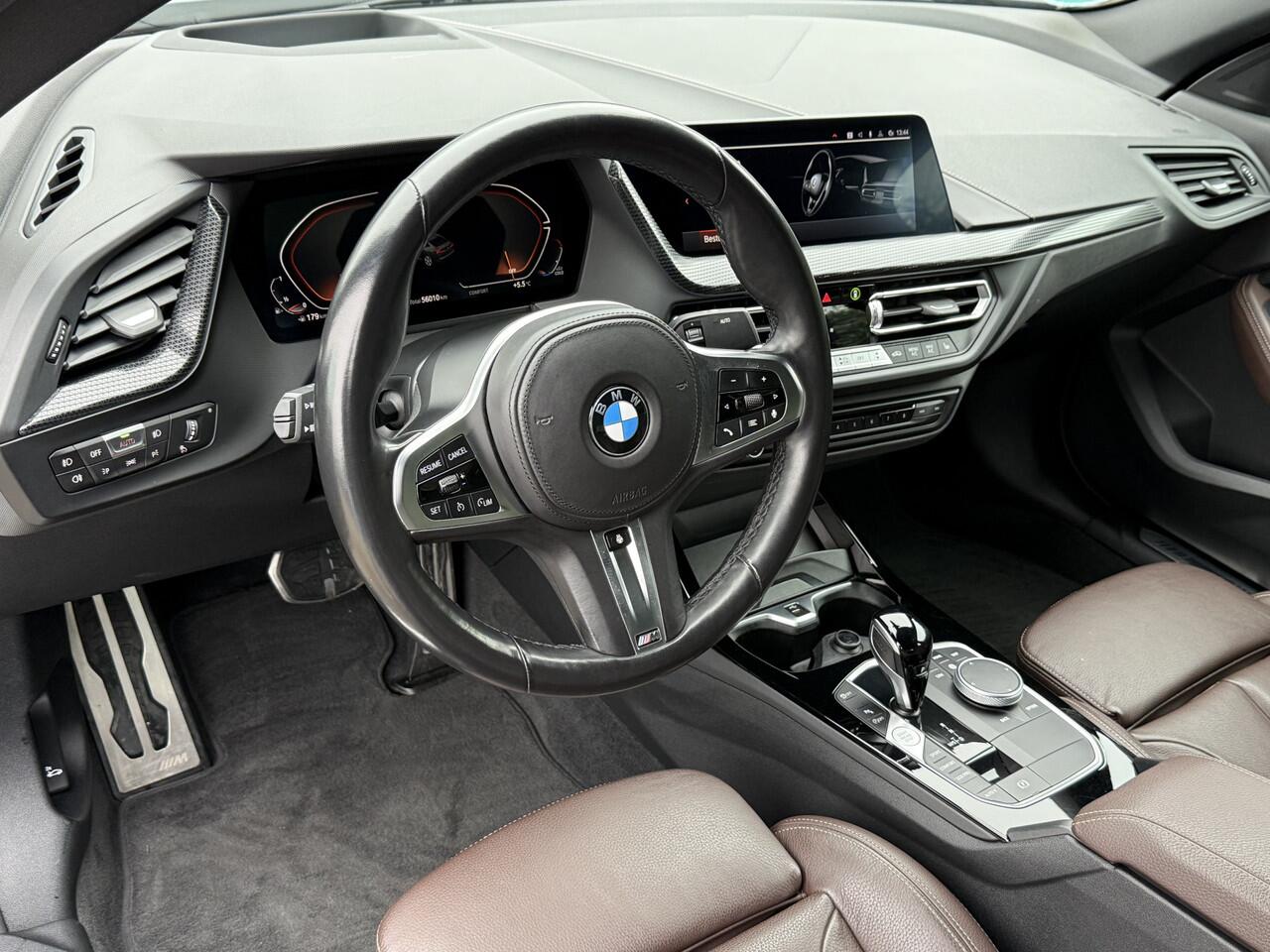 BMW 2-SERIE Gran Coupé 218i | M-Sport | Camera | Adapt. Led | Elek. verst. stoelen | Head-Up | Comfort Acces