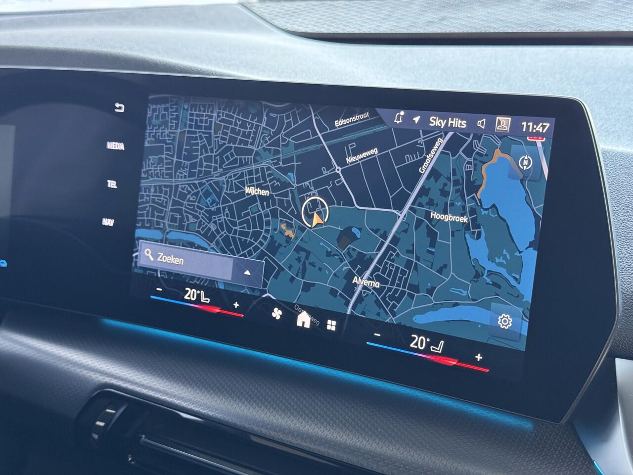 BMW 2-SERIE Active Tourer ? 230E ? XDRIVE 326 PK M SPORT LED ELEK.KLEP CAMERA TREKHAAK 04/2024 AWD 4X4 4WD M-Sportpakket PHEV