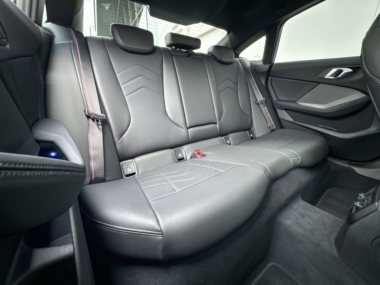 BMW 2-SERIE Gran Coupé 220 M Sport | Harman Kardon | Driving Assistant Professional