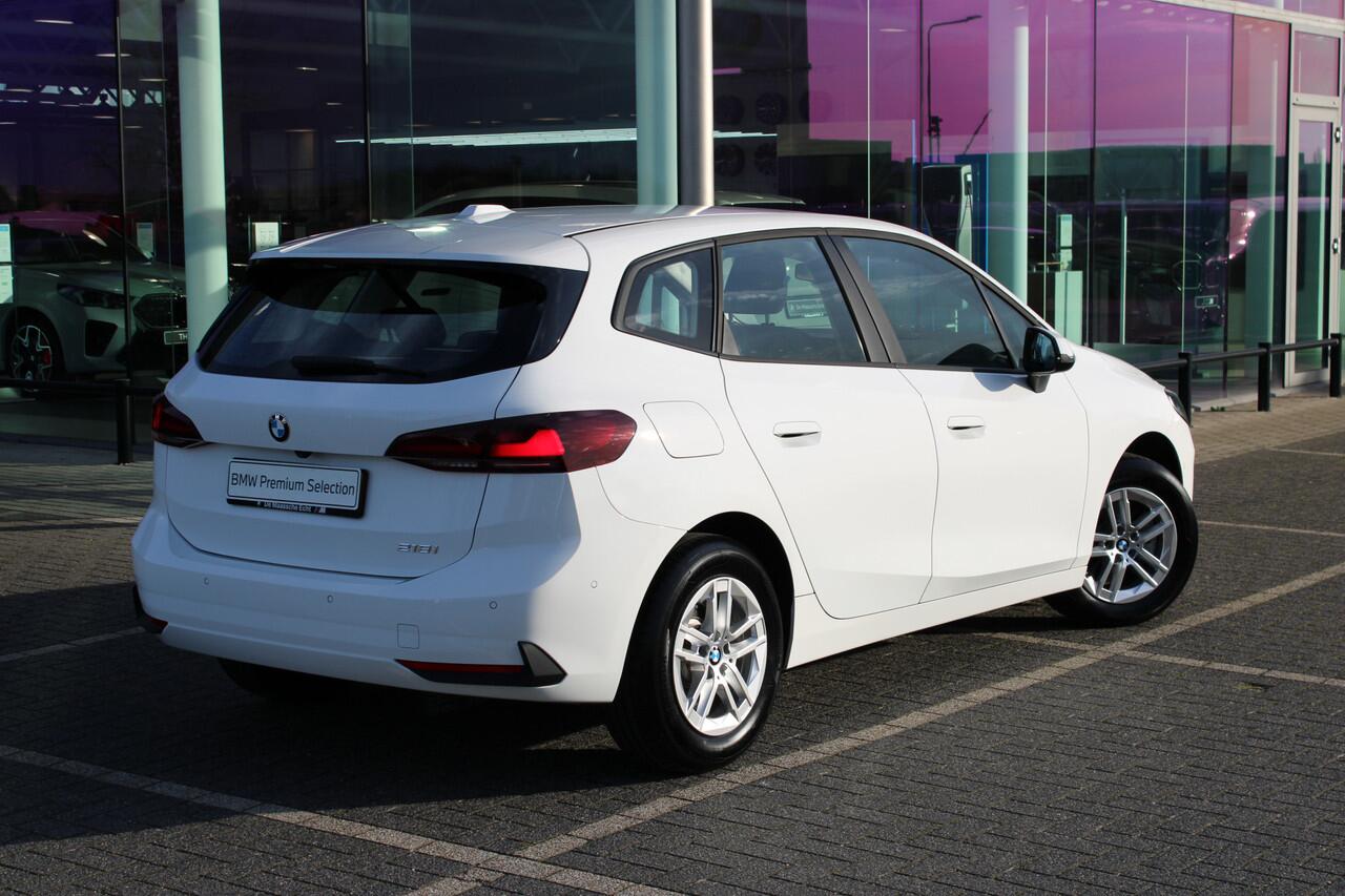 BMW 2-SERIE Active Tourer 218i Automaat / Achteruitrijcamera / DAB