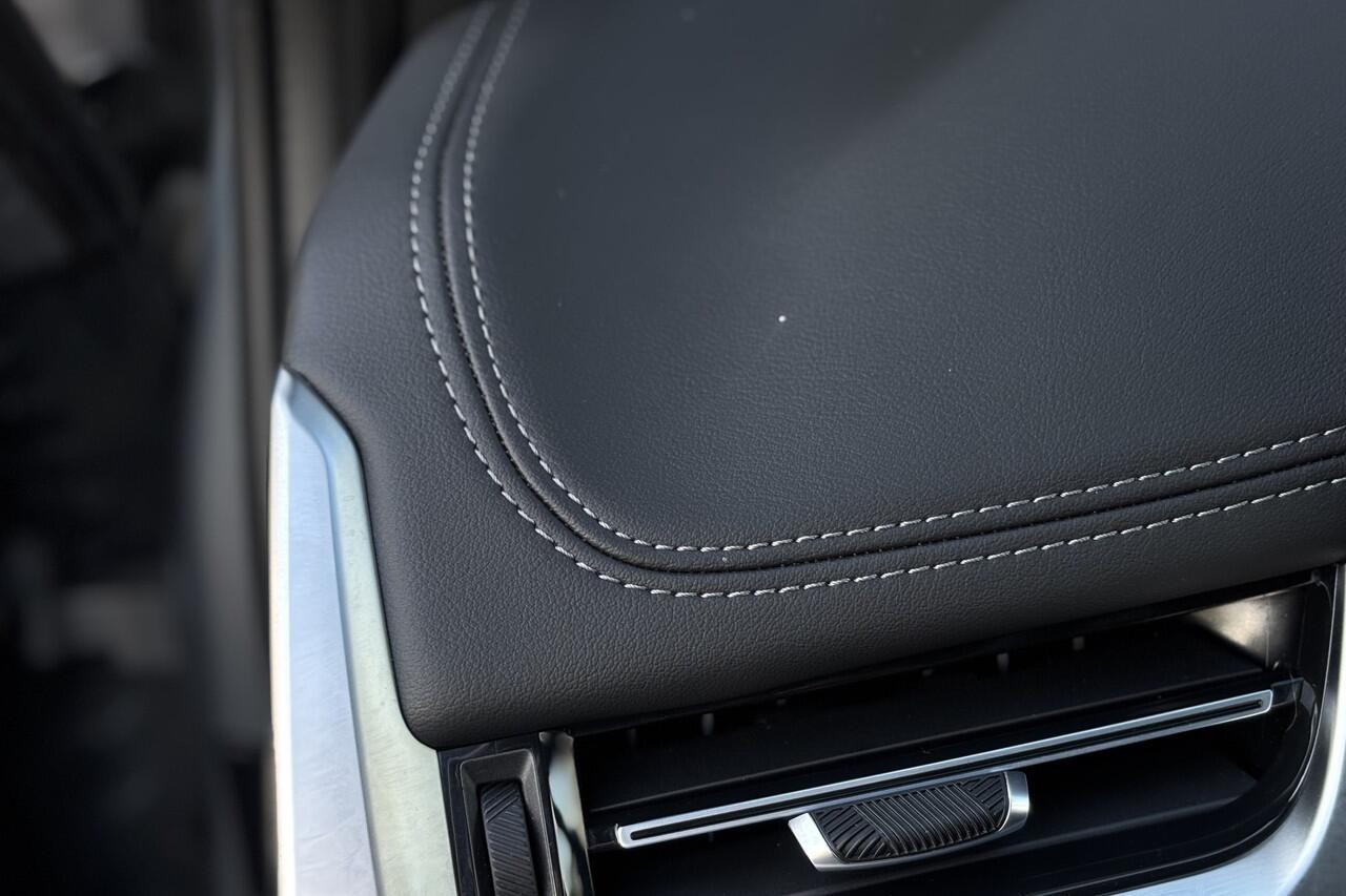 BMW 2-SERIE Active Tourer 218i M-Sport | Sportleder | Trekhaak | Comfort Access | Stoelverwarming | Adaptief M-Onderstel