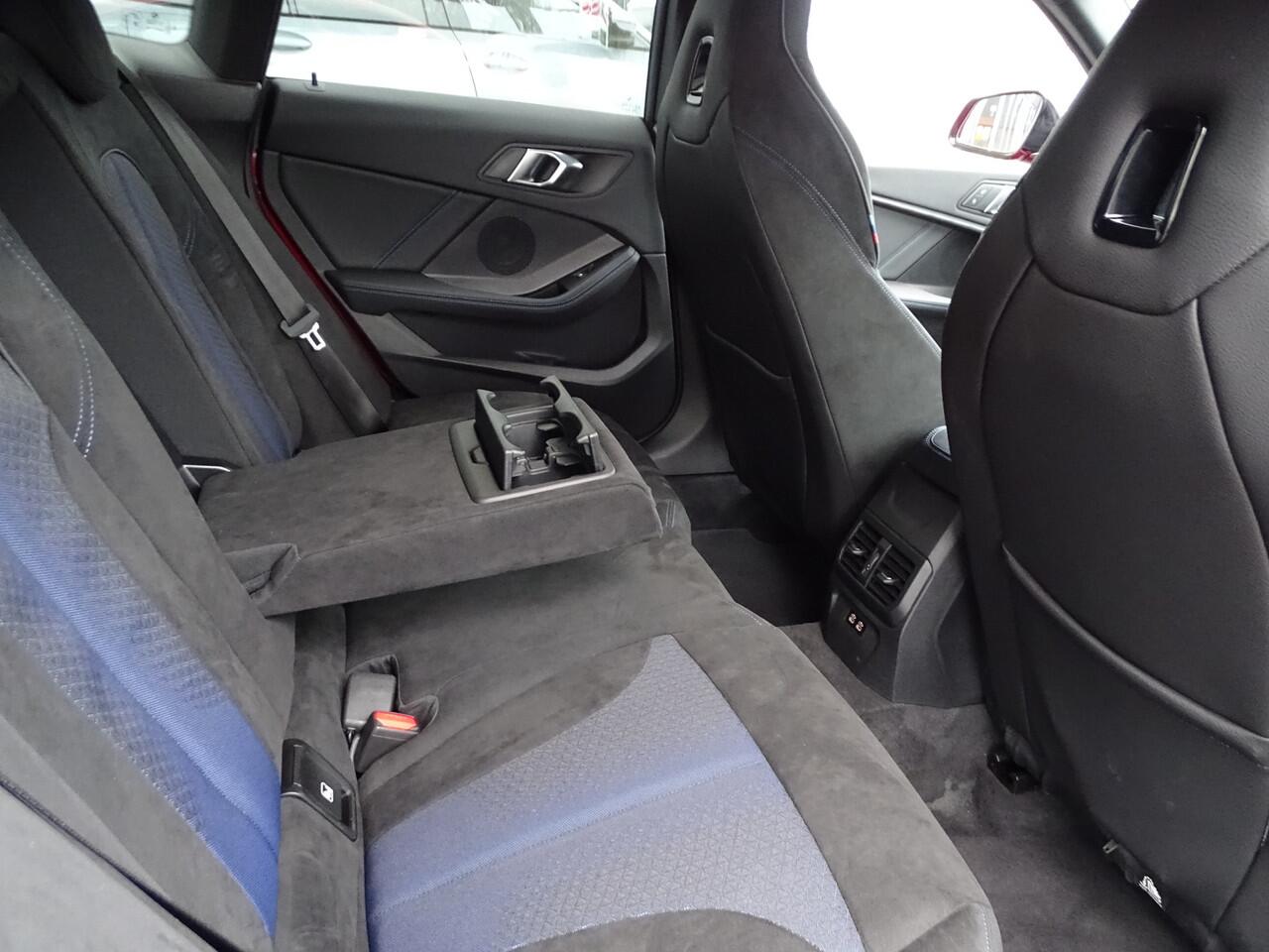 BMW 2-SERIE Gran Coupé 218i High Exe. M Sport kuipstoelen Head-Up Ada.Led Driv.Ass. Active-Cruis HiFi 19"LM Velgen