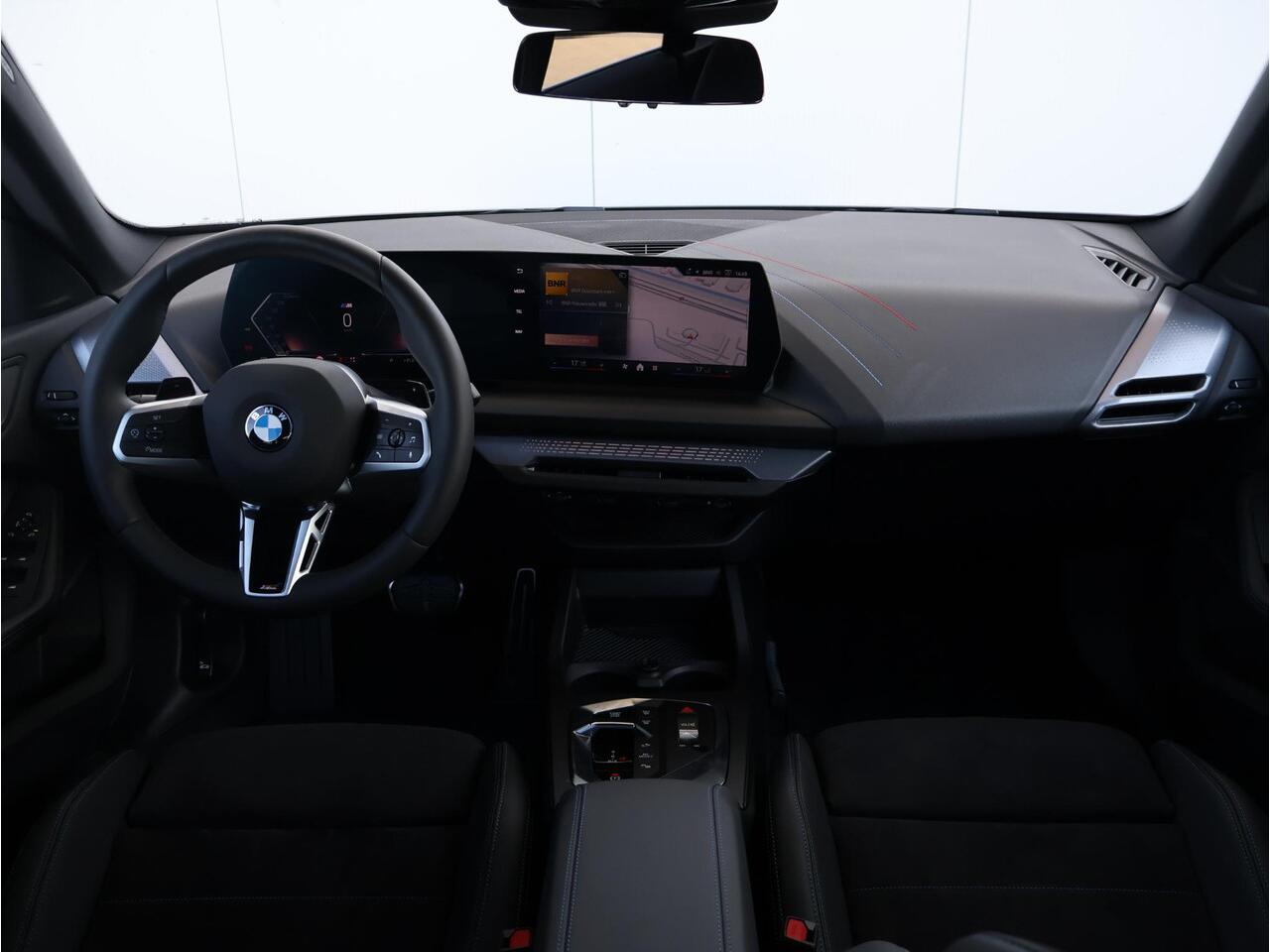 BMW 2-SERIE Gran Coupé 220 M Sport Design Edition M Sportpakket Pro/ Stuurwielrand verwarmd/ Comfort Access/ Achteruitrijcamera/ Sportstoelen/ Stoelverwarming/ 19 inch LM