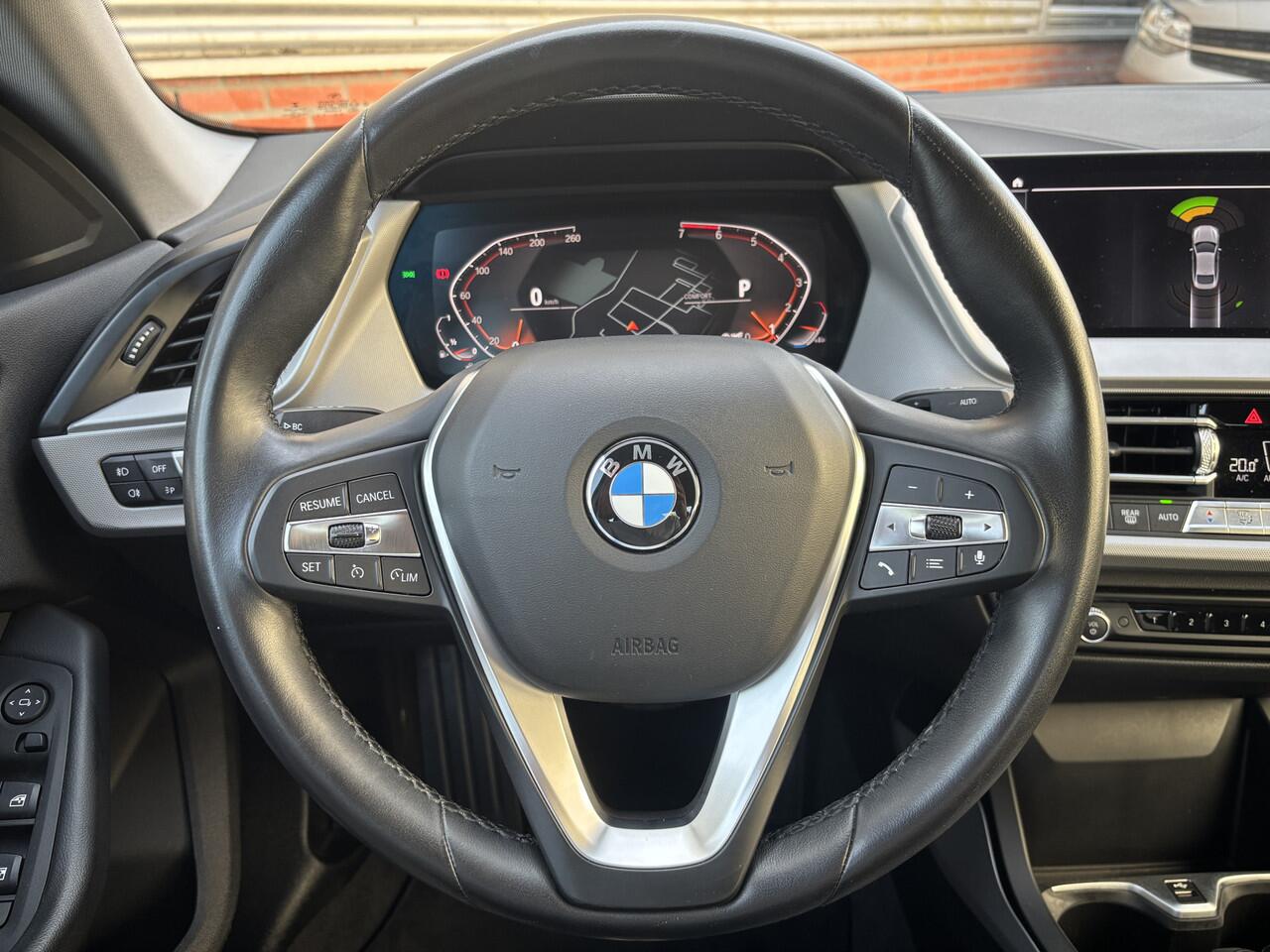 BMW 2-SERIE Gran Coupé 218i Executive | Apple Carplay/Android Auto | 18 inch ///M Velgen | LED |