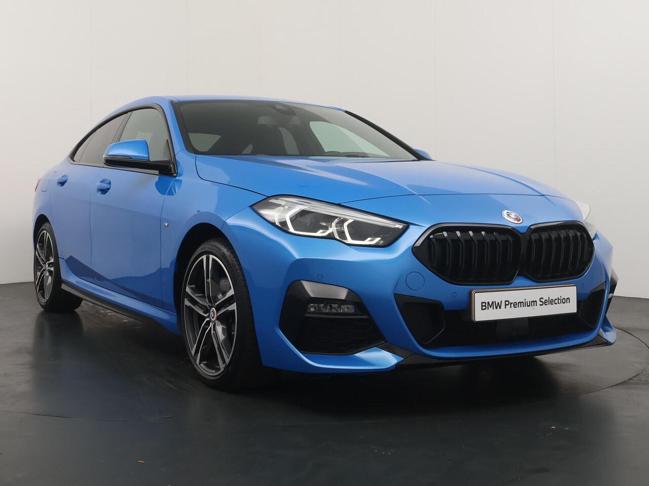 BMW 2-SERIE Gran Coupé 218i Business Edition | M Sportstoelen Alcantara | Trekhaak | HiFi Systeem | Parkeersensoren | Climate Control |